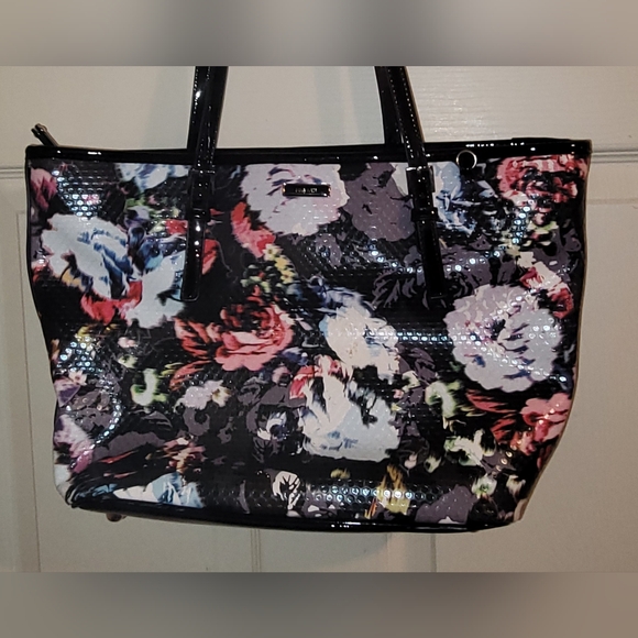 Nine West Floral Tote - Picture 3 of 5